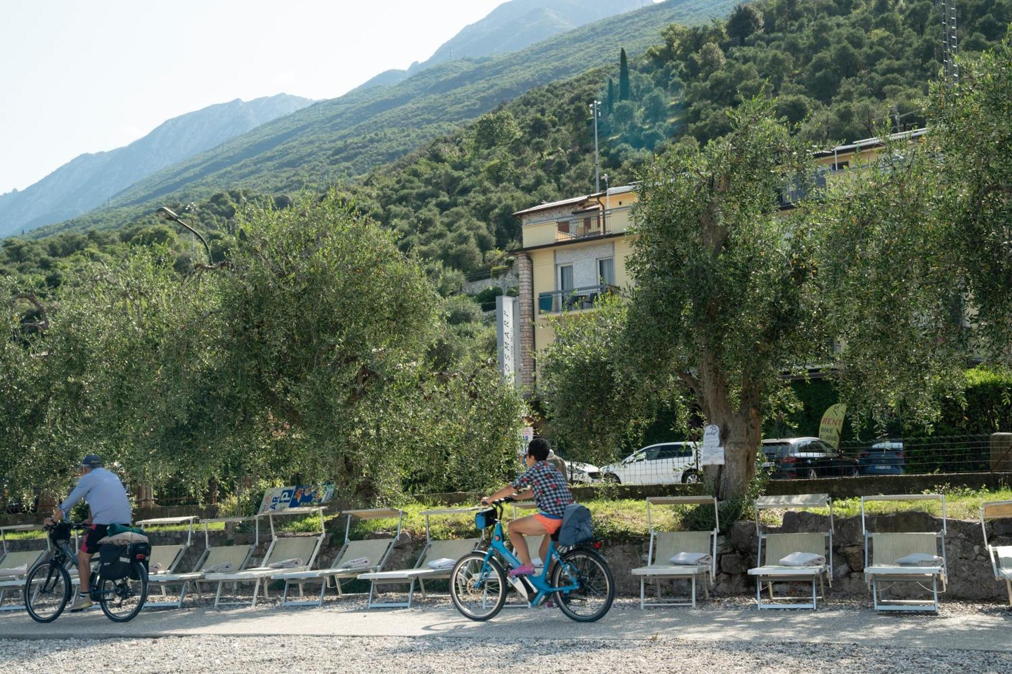Penthouse Casa Alkea Masse Lake View Brenzone sul Garda Luaran gambar